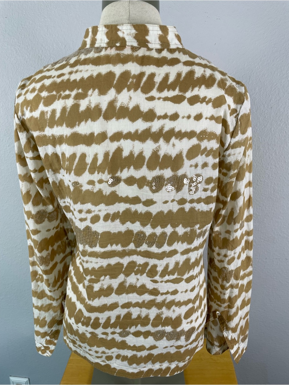 Tory Burch 100% Cotton Blouse Tan & White Size 4 Sequins with Orange Logo Tag - Picture 2 of 9
